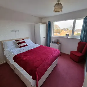 Comfortable & Modern Double Homestay Whitby